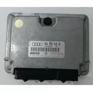 Módulo Injeção Audi A3 1.8 0261204675 06A906018AK Original Bosch