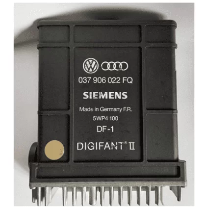 Módulo Injeção Passat 037906022FQ 5WP4100 Digifant II Siemens